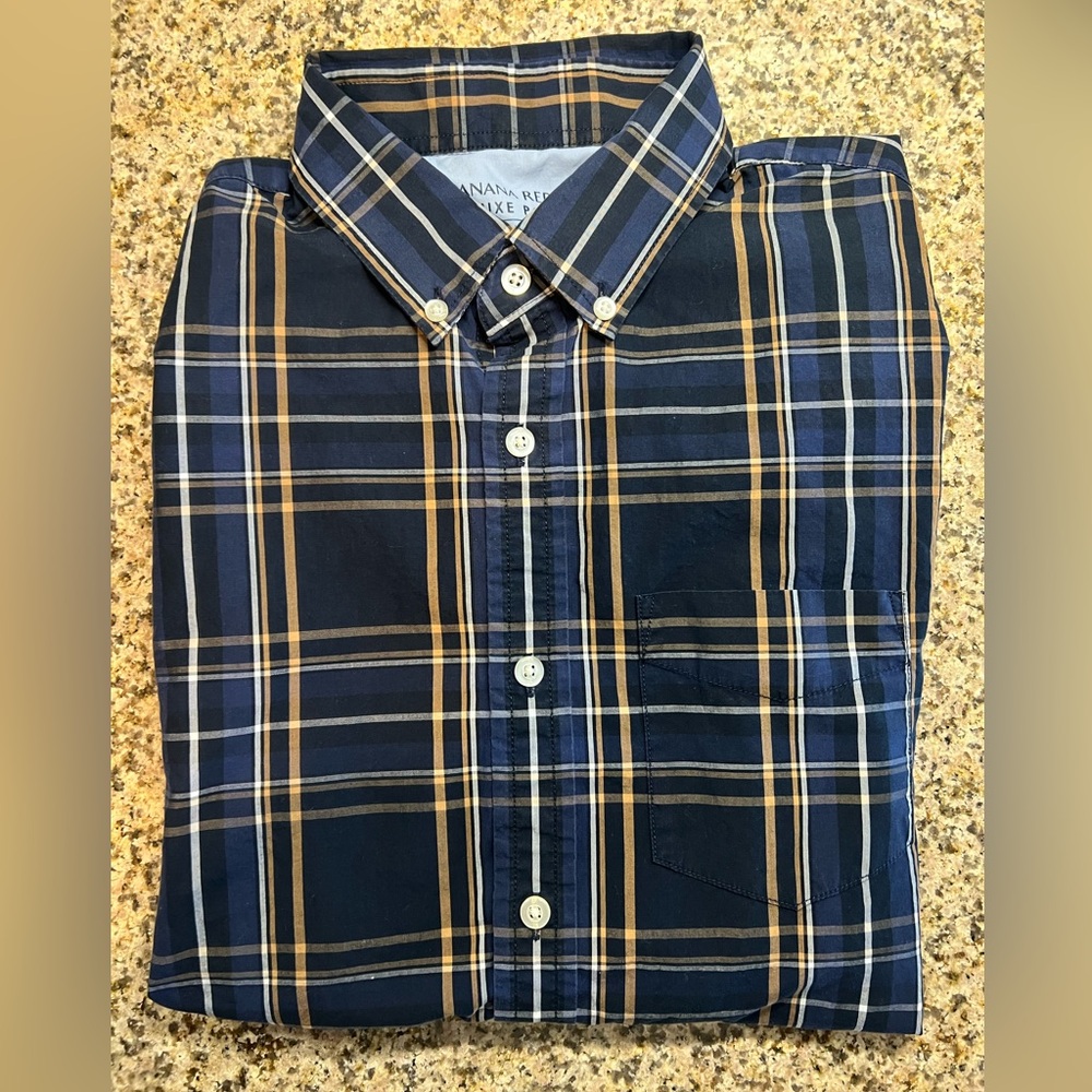Banana Republic Blue/yellow luxe poplin casual button down